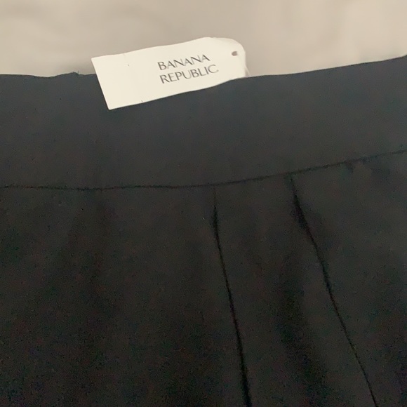 Stunning pleated black skirt. Unworn with tags - Picture 2 of 4